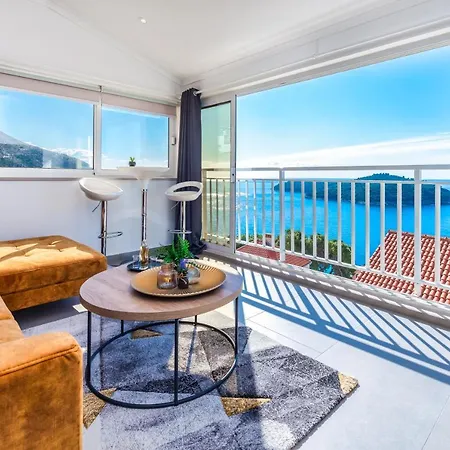 Apartament Portolan's Amazing Sea & Old Town View