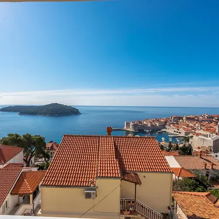 Portolan's Amazing Sea & Old Town View Apartment *